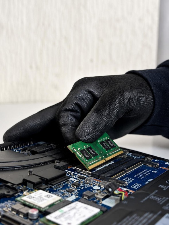 Upgrade RAM / SSD (Instalación)